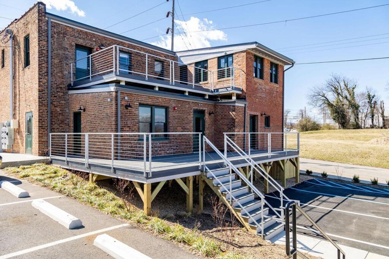 Luxury Multi-Unit Historic Building Near Downtown Apartment Roanoke Bagian luar foto