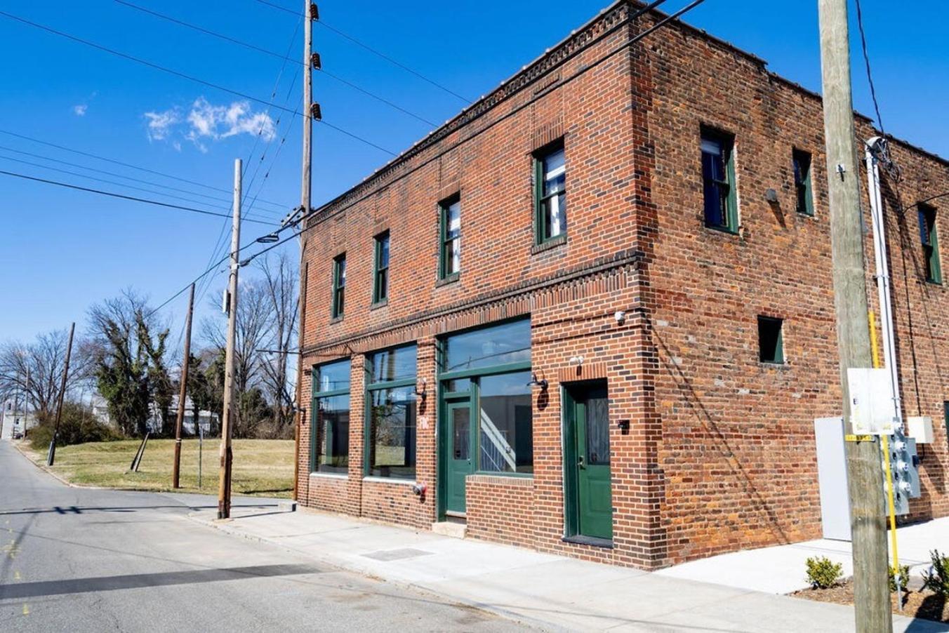 Luxury Multi-Unit Historic Building Near Downtown Apartment Roanoke Bagian luar foto