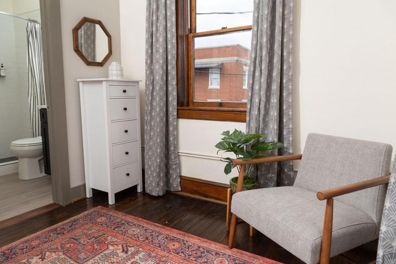 Luxury Multi-Unit Historic Building Near Downtown Apartment Roanoke Bagian luar foto